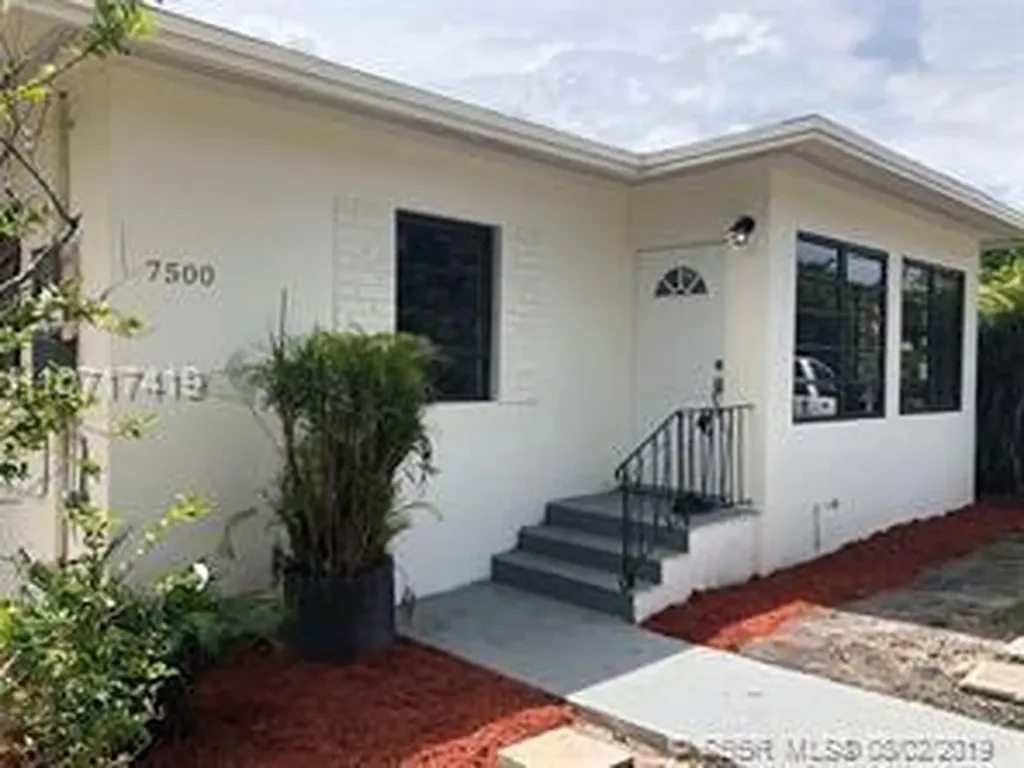 7500 NW 3rd Avenue Miami FL 33150