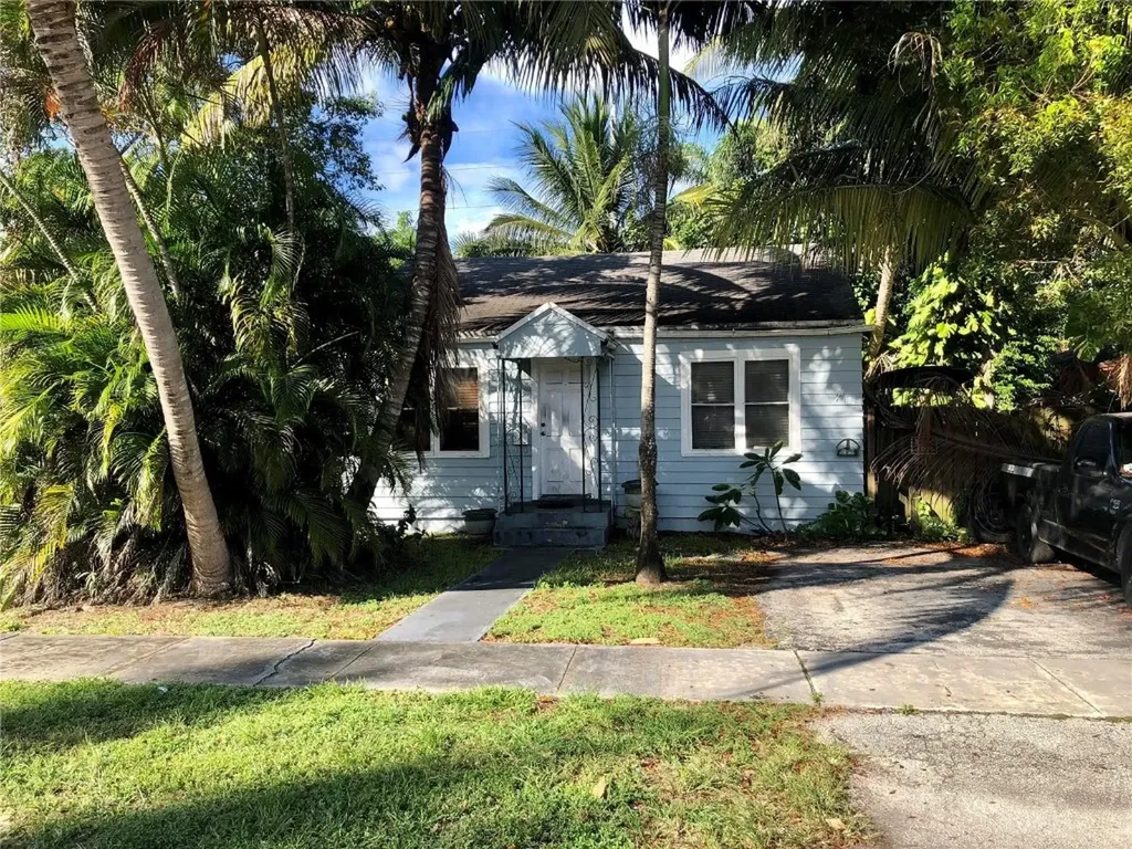 2315 Arthur Street Hollywood FL 33020
