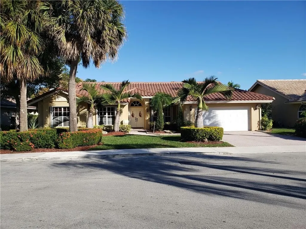 661 SW 94th Terrace Pembroke Pines FL 33025