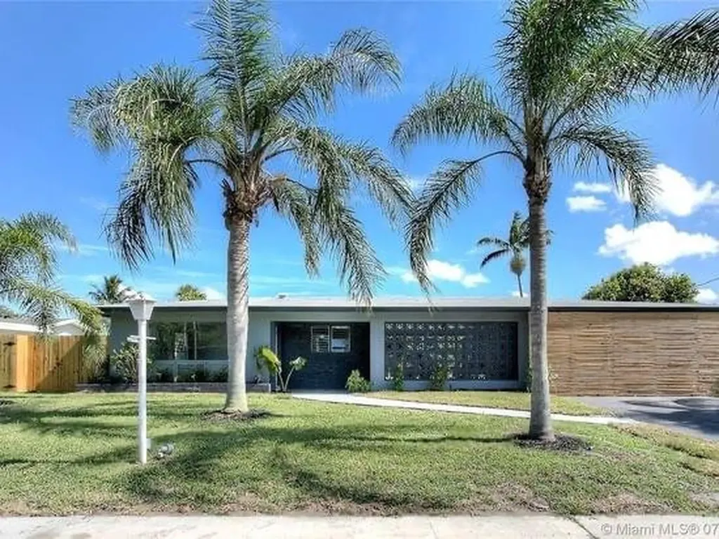 4260 NW 12th Street Coconut Creek FL 33066