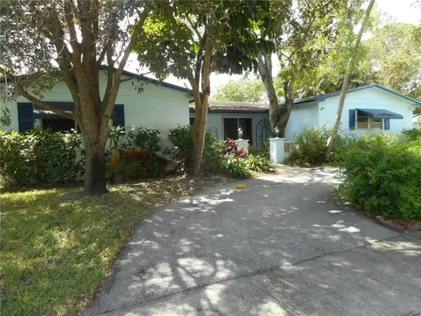 7750 NW 4th Street Pembroke Pines FL 33024