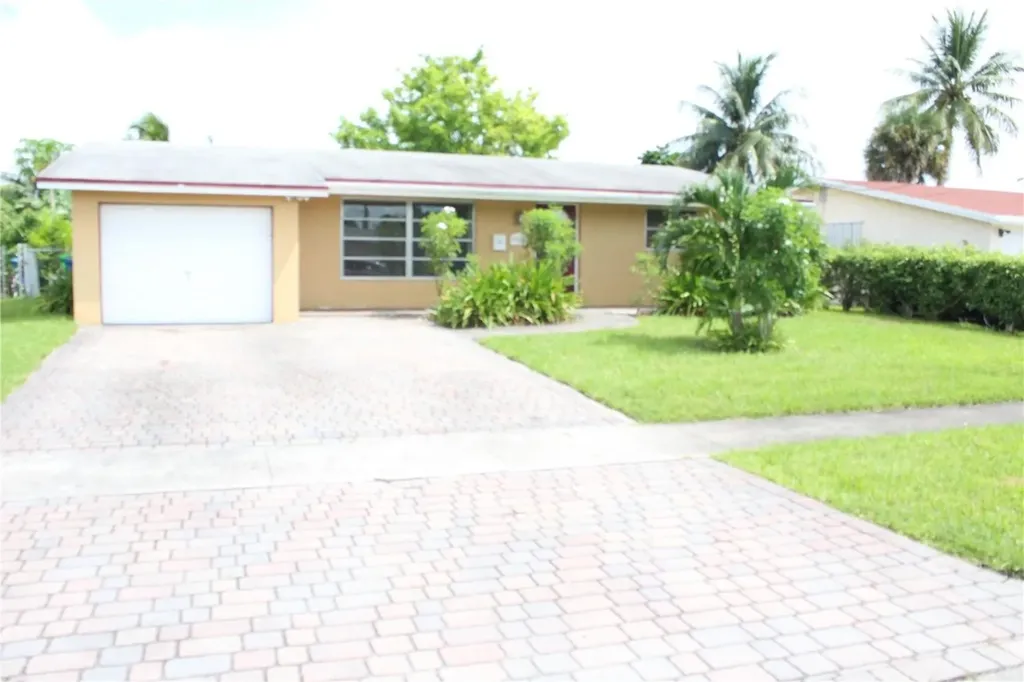 6621 NW 25th Court Sunrise FL 33313