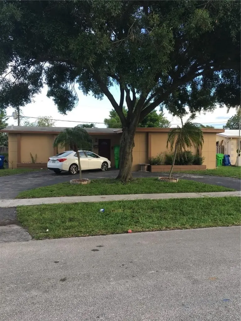 8660 NW 25th Street Sunrise FL 33322