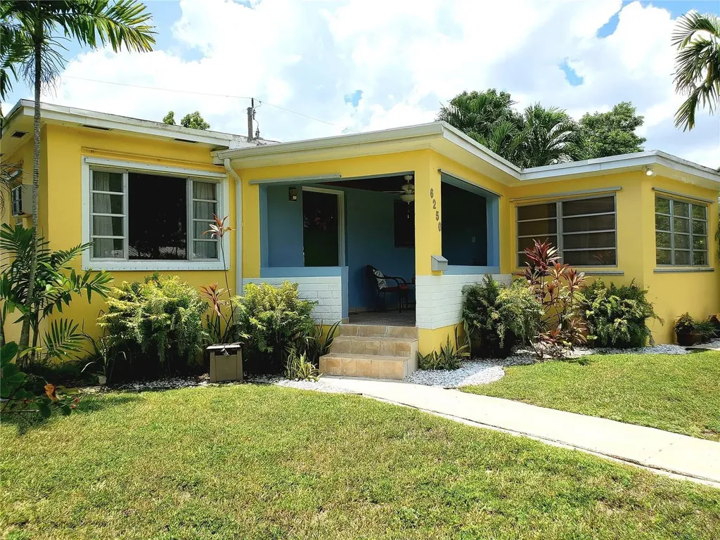 6250 NW 41st Street Virginia Gardens FL 33166