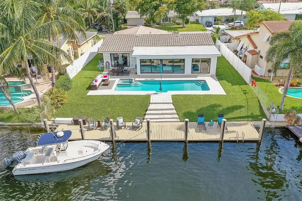 2522 SE 11th Street Pompano Beach FL 33062