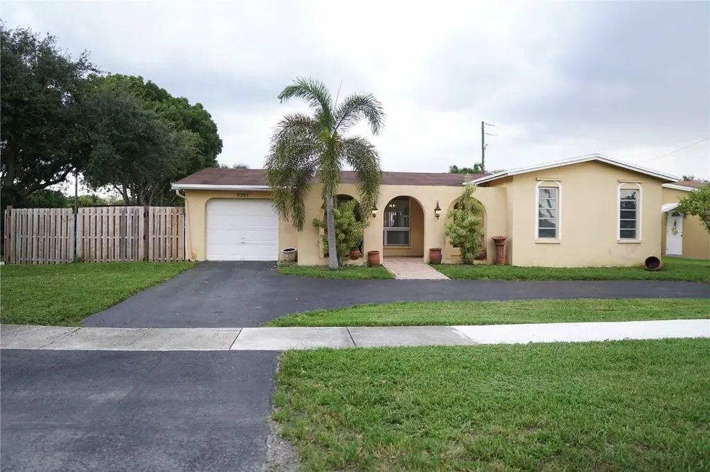 9391 SW 54th Place Cooper City FL 33328