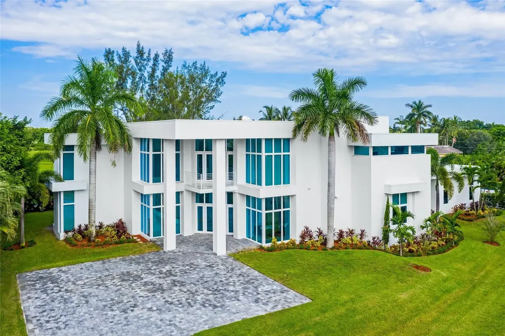 861 NW 122nd Avenue Plantation FL 33325