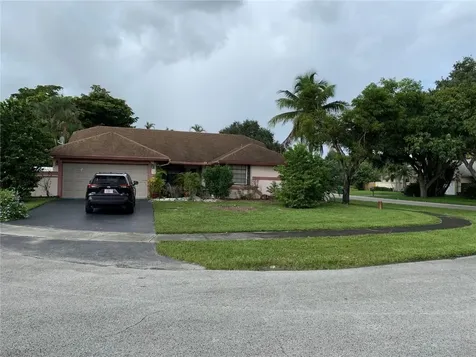 5805 SW 87th Terrace Cooper City FL 33328