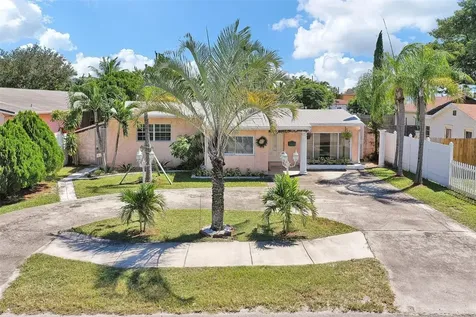 1940 Grant Street Hollywood FL 33020
