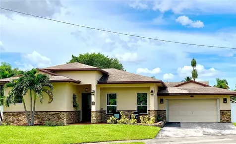 300 W Chaminade Drive Hollywood FL 33021