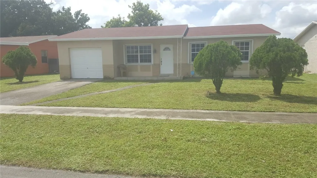 313 SW 76th Terrace North Lauderdale FL 33068