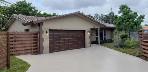 1521 NE 40th Street Oakland Park FL 33334