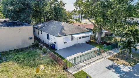 23 NW 10th Street Hallandale Beach FL 33009