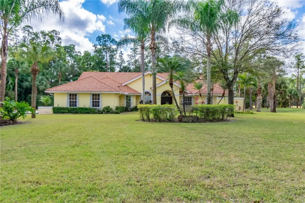 96 Pacer Circle Wellington FL 33414