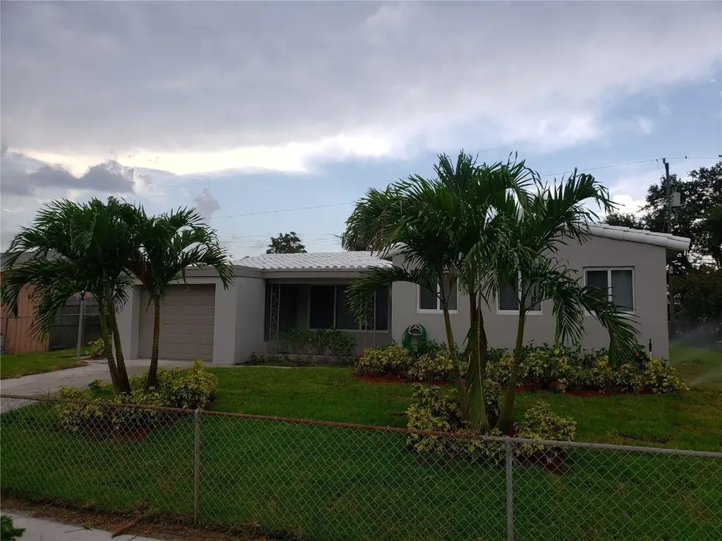 6941 Scott Street Hollywood FL 33024