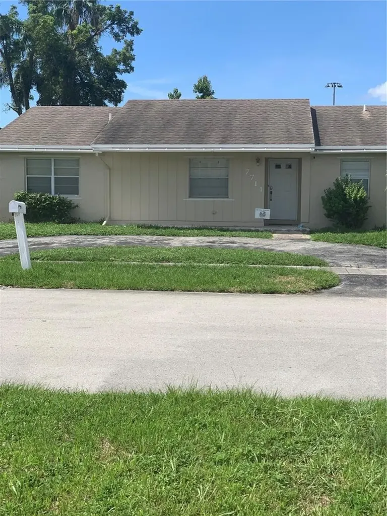 7711 SW 6th Street North Lauderdale FL 33068