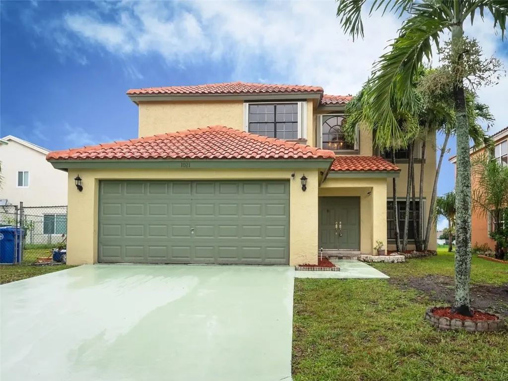 1021 SW 88th Way Pembroke Pines FL 33025