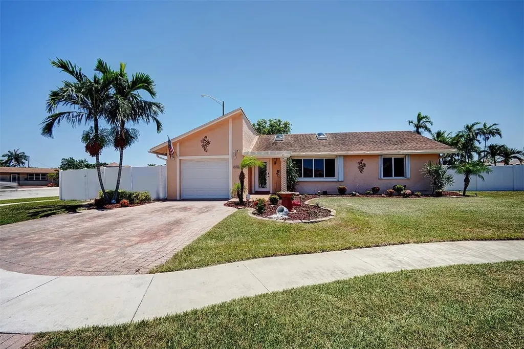 8900 NW 14th Street Pembroke Pines FL 33024