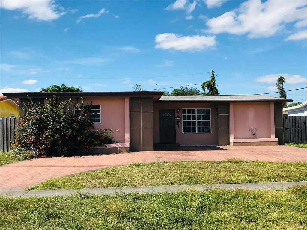 8305 NW 25th Street Sunrise FL 33322