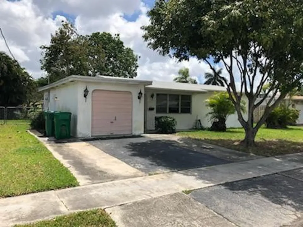 5240 SW 92nd Terrace Cooper City FL 33328