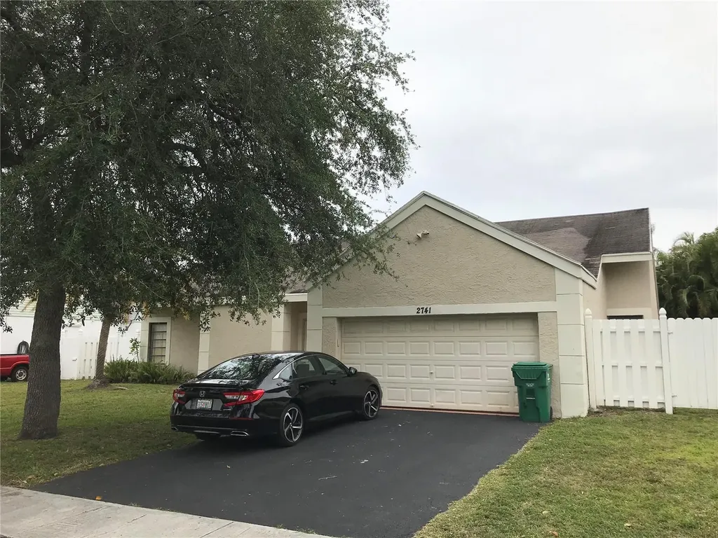 2741 Cypress Avenue Miramar FL 33025