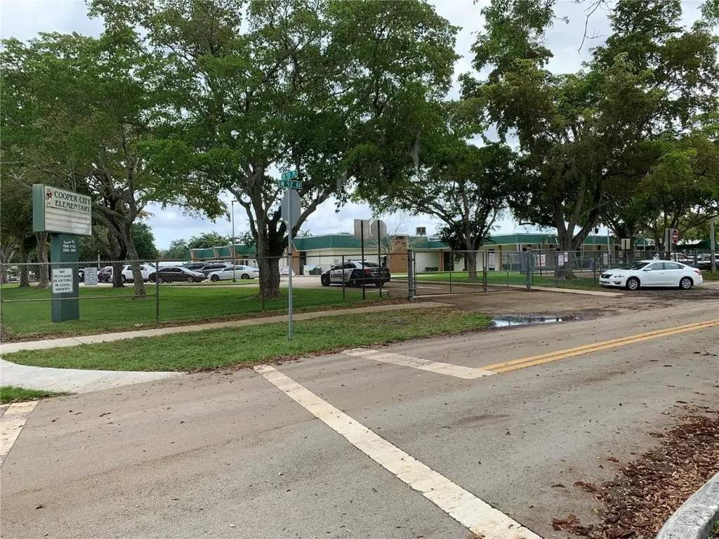 5101 SW 92nd Avenue Cooper City FL 33328