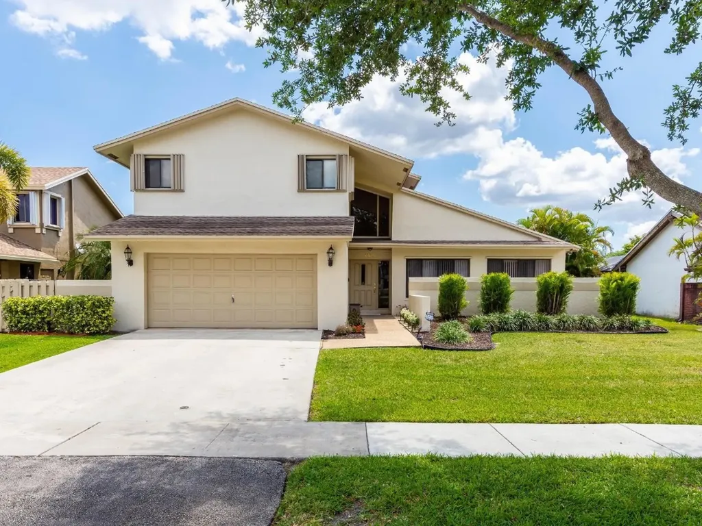 8760 SW 57th Street Cooper City FL 33328