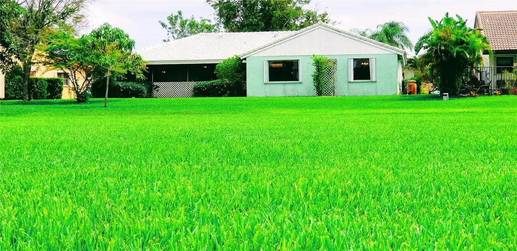 15031 N Longbow Bend Davie FL 33331