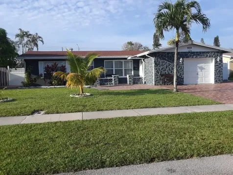 6608 Pebble Beach North Lauderdale FL 33068