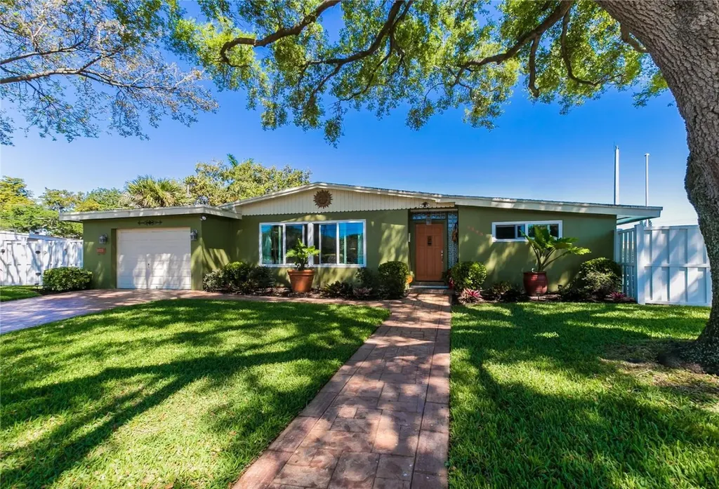 5243 Redwood Place Plantation FL 33317