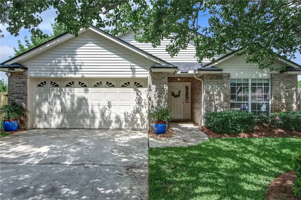 2474 Glassy Water Lane Jacksonville FL 32246