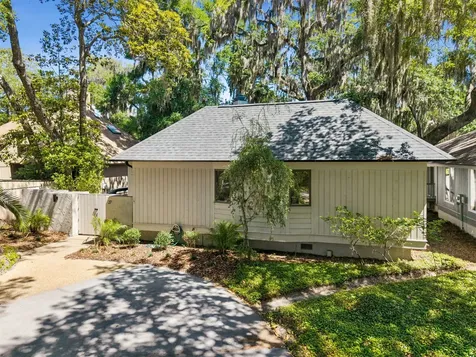 27 Marsh Creek Road Fernandina Beach FL 32034