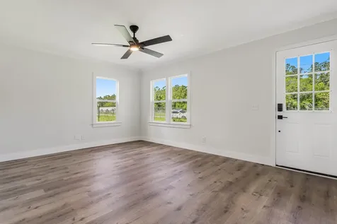 45124 New Ogilvie Road Callahan FL 32011