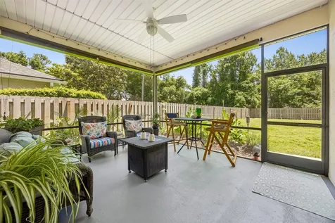 86107 Remsenburg Drive Fernandina Beach FL 32034