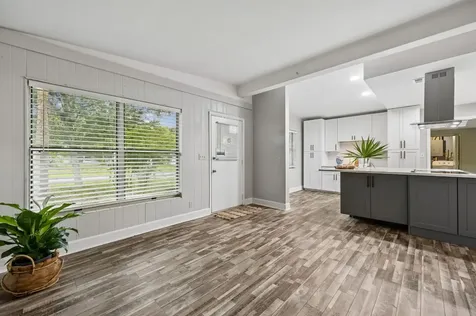 610 S 15th Street Amelia Island FL 32034