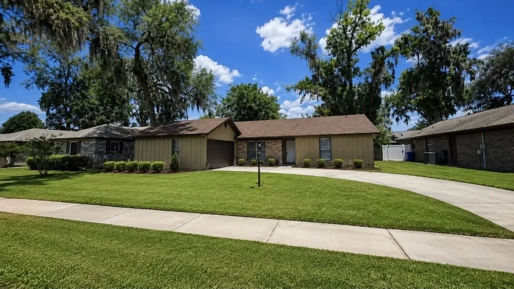 1485 N Dolphin Street Orange Park FL 32073