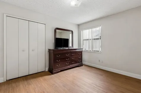 8848 Victoria Landing Drive W Jacksonville FL 32208