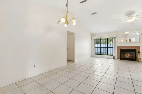 8848 Victoria Landing Drive W Jacksonville FL 32208