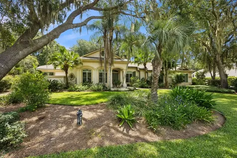 17 Harrison Creek Road Fernandina Beach FL 32034