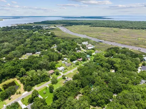 2047 Oak Marsh Drive Fernandina Beach FL 32034