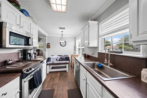 27193 W 14th Avenue Hilliard FL 32046