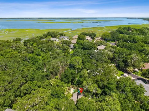 14 Sweetwater Oaks Drive Fernandina Beach FL 32034
