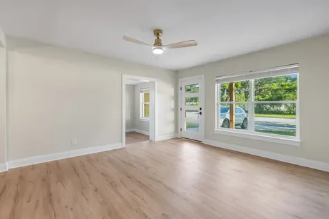 2614 Leonid Road Jacksonville FL 32218