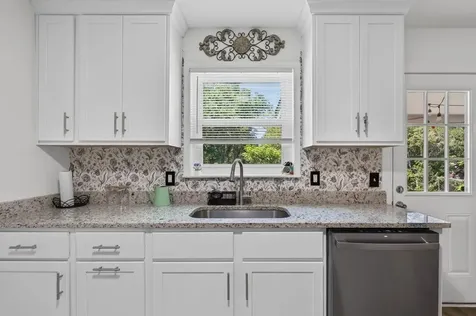 5130 N Greenway Drive Jacksonville FL 32244