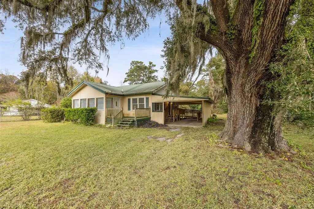 463465 State Road 200 Yulee FL 32097