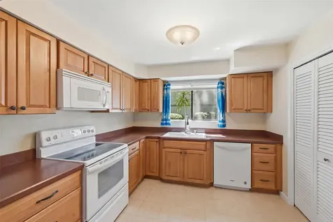 2700 Mizell Avenue Fernandina Beach FL 32034