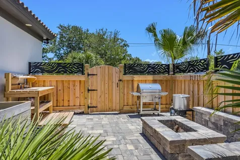 887 Robin Hood Drive Fernandina Beach FL 32034