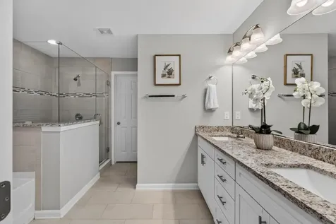 12184 Hatherden Court Jacksonville FL 32258