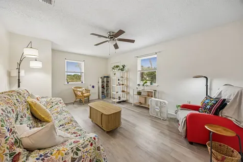 924 Tarpon Avenue Fernandina Beach FL 32034
