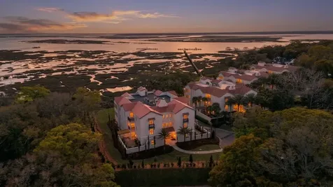 5073 First Coast Highway Fernandina Beach FL 32034